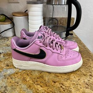 Nike Air Force 1 size 8